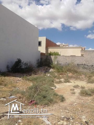 للبيع ارض في المنار القيروان