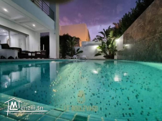 A vendre Villa duplex S4 avec piscine à Hammamet Nord