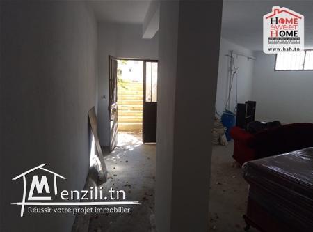 Dépôt Damien à Louer à Cité les palmeraies