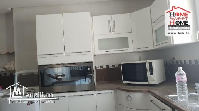 Villa Astrid à Vendre à Ennasr