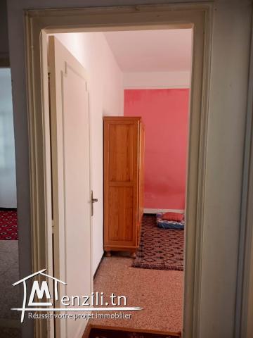 Studio S+2 au 4e étage de l'Avenue du Combattant Suprême