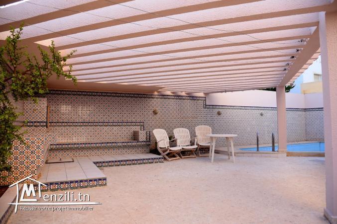 Un magnifique immeuble situé dans quartier très calme