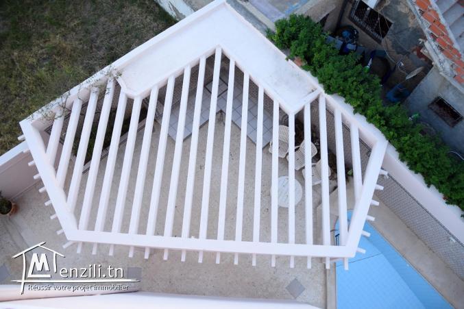 Un magnifique immeuble situé dans quartier très calme