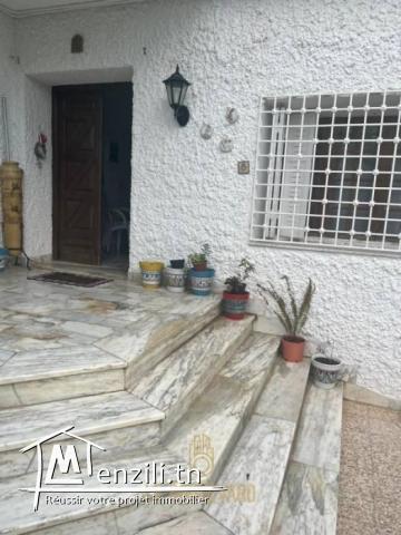 A vendre Villa de maitre S4  à Néapolis  Nabeul