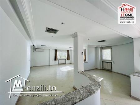 Villa Esteban à usage bureautique aux Berges du lac 2