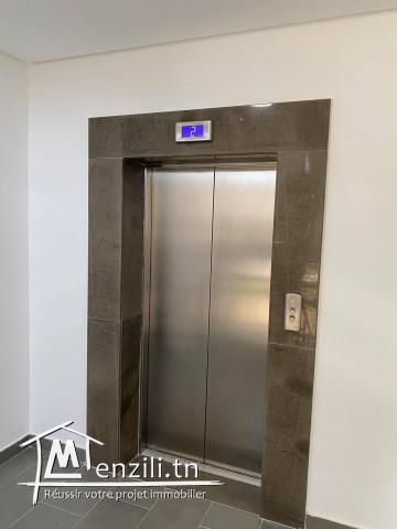 Location d'un Open Space de 700 m² au Lac 3