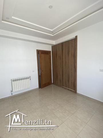 Appartement s+3 à Rades