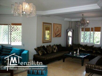 Beau triplex à Gammarth