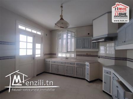 Immeuble Edgar à Louer à Ain Zaghouan Sud