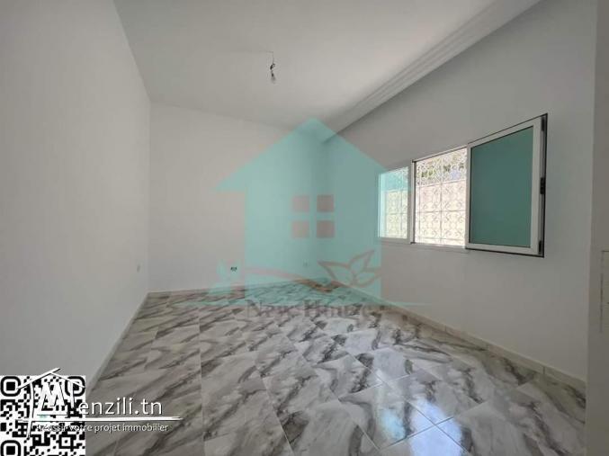 Villa pieds dans l'eau à vendre