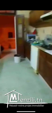 ALI Cité ElManar - Beaux volumes, Beaux matériaux A voir