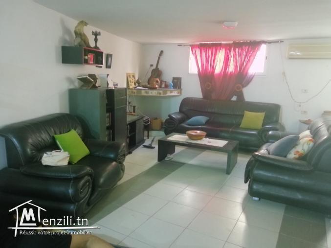 A vendre un très beau rez de jardin