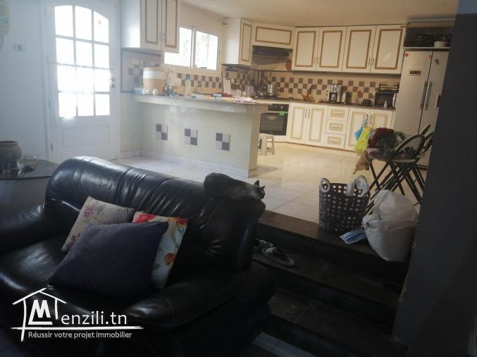 A vendre un très beau rez de jardin