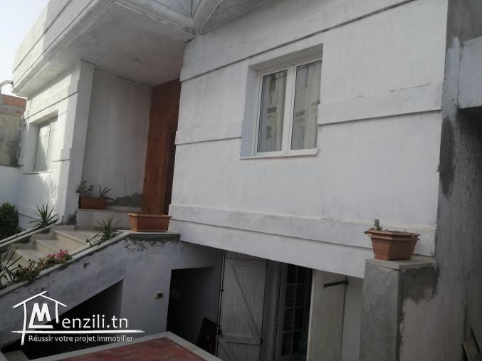 A vendre un très beau rez de jardin