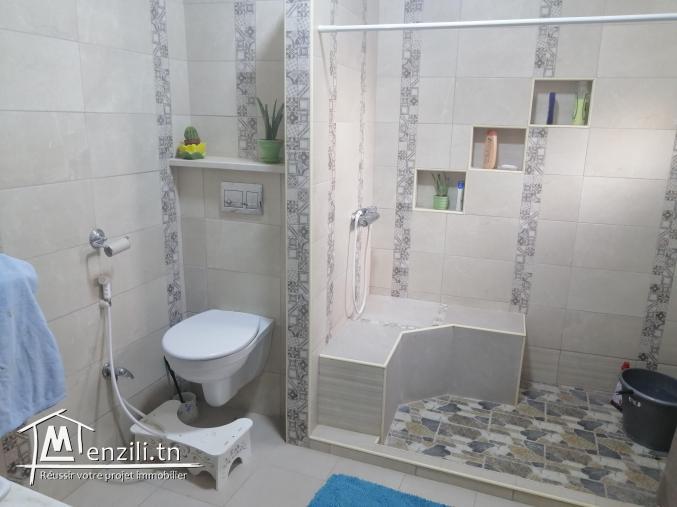 A vendre Un très beau étage de villa