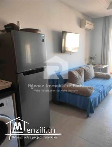 un appartement S0  propre dans une résidence à Chatt Mariem