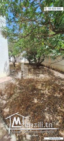 A vendre villa à cité Ennozha