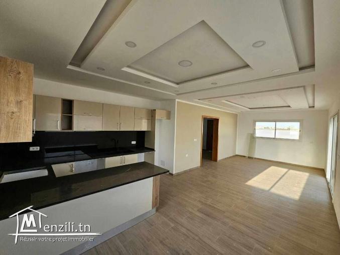 A vendre villa avec piscine s+4 à Midoun Djerba
