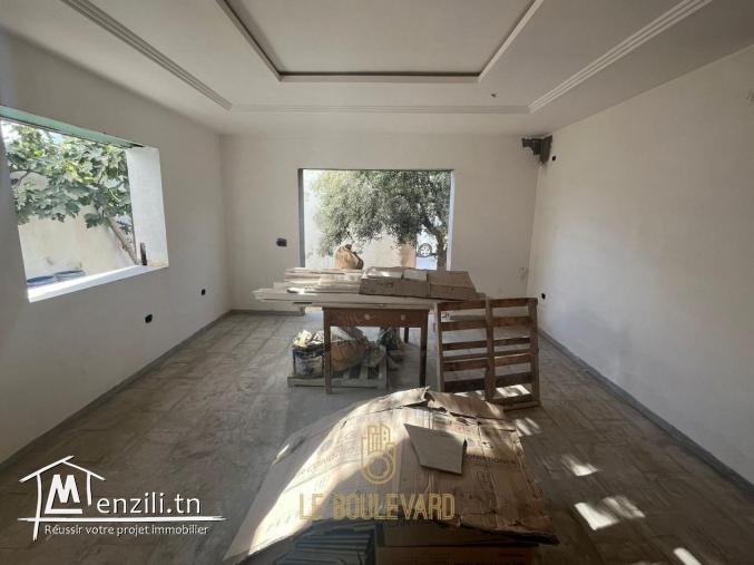 A Vendre Villa S+4 Située à Hammamet Nord