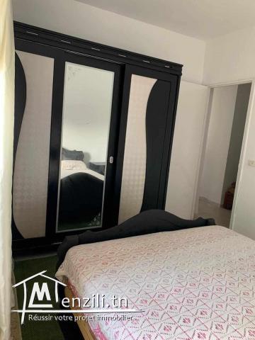 Appartement Meublé S+1 avec Balcon : Emplacement Idéal à Monastir!