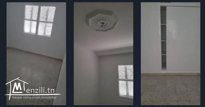 A vendre un spacieux appartement à Megrine