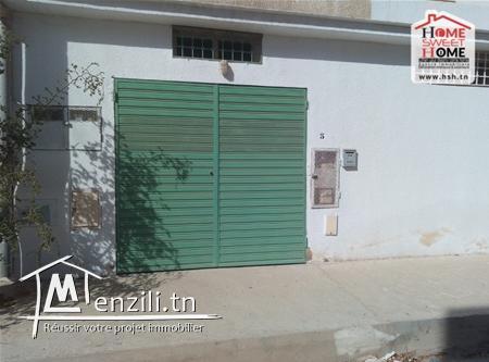 Local Lilian à Louer à La Soukra