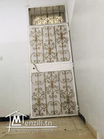 A vendre un appartement s+2 3eme étage