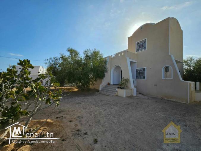 A louer villa neuve sans meuble vue sur mer à Tezdaine Djerba