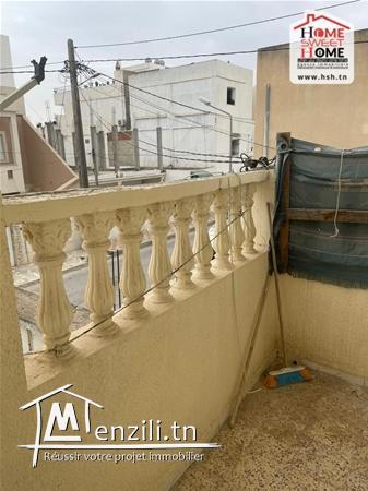 Etage Dayan à Vendre à L'Aouina