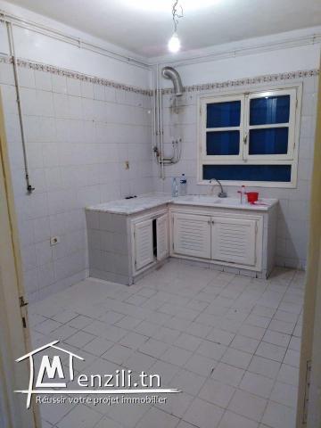 Appartement charmant 4 pièces à el Mourouj3