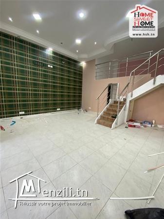 Local Johnny à Vendre à Ain Zaghouan Nord