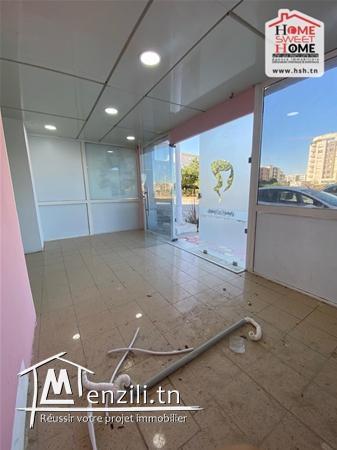 Local Johnny à Vendre à Ain Zaghouan Nord