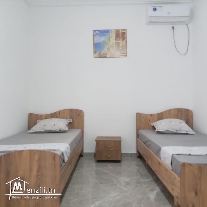 A louer superbe villa avec piscine proche de la mer à Djerba Midoun