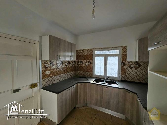 A vendre villa s+3 titre bleu individuel à Midoun Djerba.