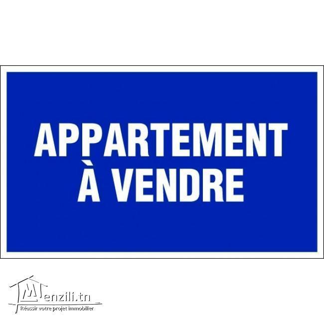 Appartement S+3 à vendre à résidence mériem Enkhilette Ariana