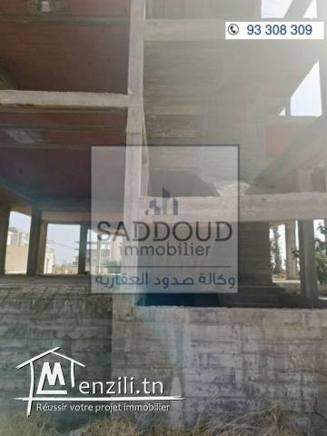 Immeuble R4 semi fini a Bouzayen Km 4.