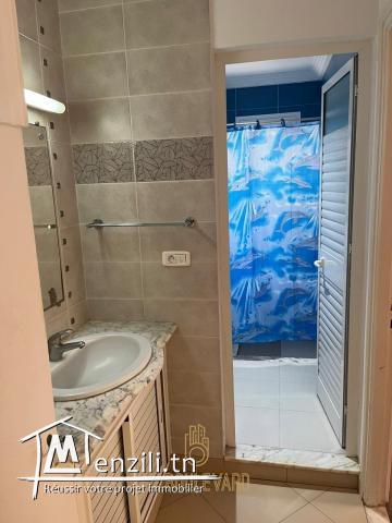 A Louer Etage De Villa S+3 à Néapolis