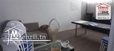 Local Jad à Louer à Chotrana 1