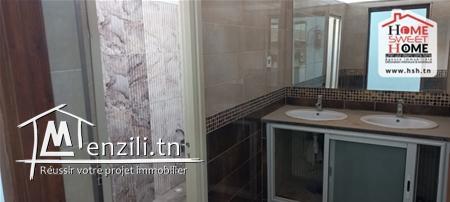 Local Jad à Louer à Chotrana 1