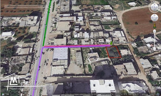 400 m2 à 60 m de la route de Bizerte