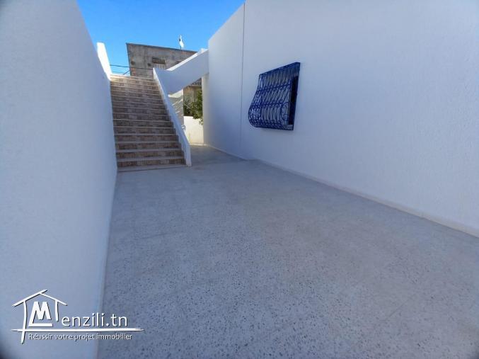 Villa avec studio et garage