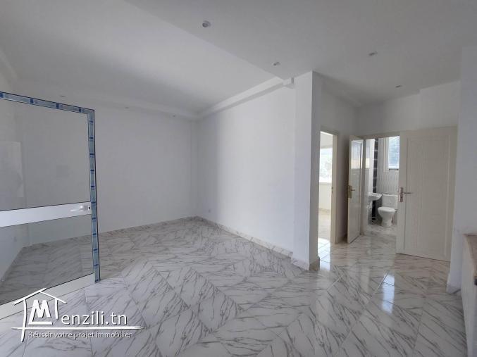 Bureaux S+1/S+2  à Hammam lif