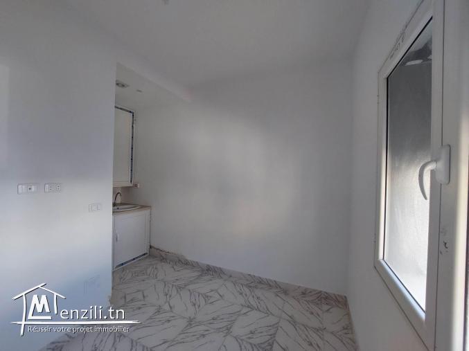 Bureaux S+1/S+2 à Hammam lif