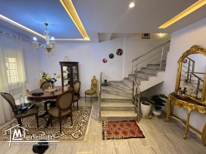 A Vendre Villa Duplex S+4 à Mrezge, Hammamet Nord