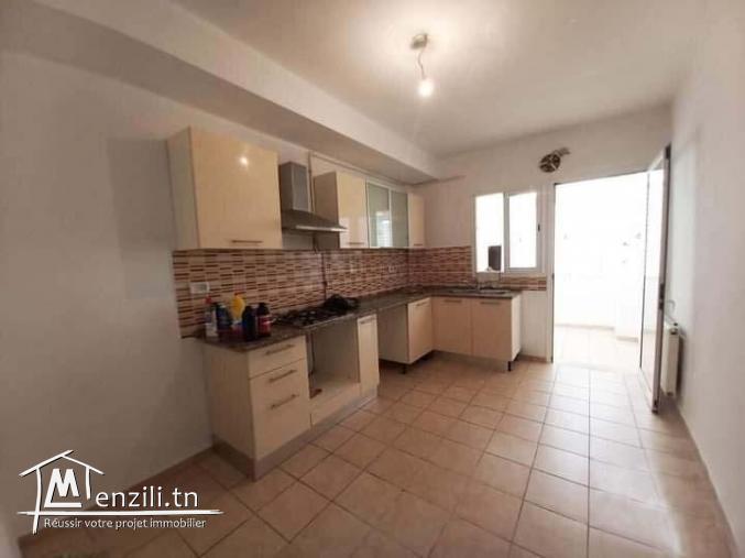 A vendre joli appartement S3 à El Menzeh 9