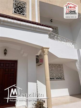 Immeuble Corentin à Vendre à Bhar Lazreg