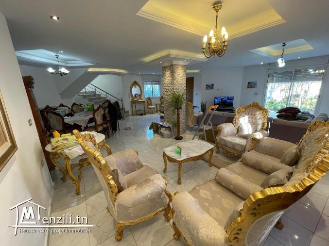 Villa 631m² à deux pas de la mer