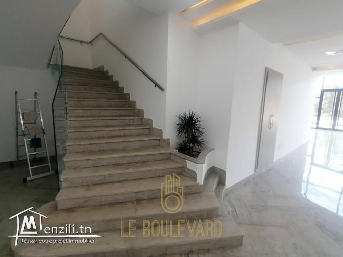 A Louer Local Commercial à Hammamet