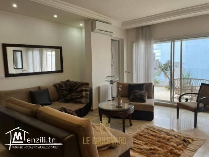 A louer Etage de villa S3 vue sur mer à Mrezge