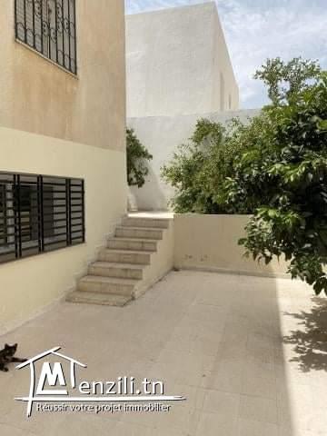 Rez de jardin S + 3 à jardins d'el menzah 1